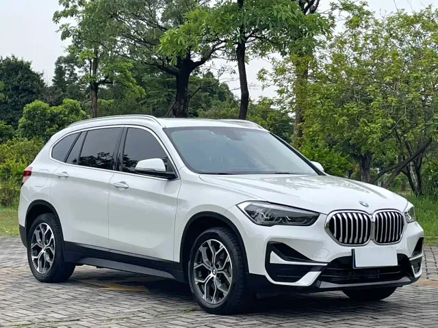 BMW X1 — Фото автомобиля 4