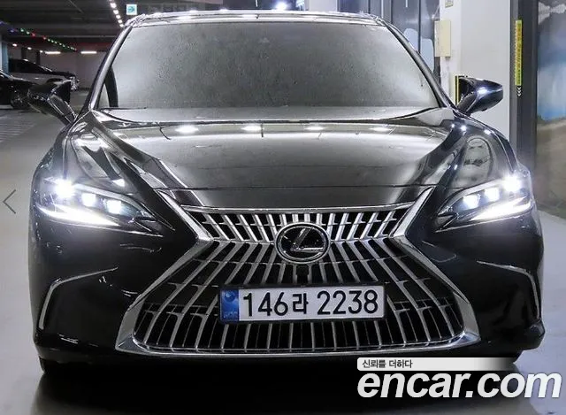 Lexus ES 7th Gen — Фото автомобиля 2