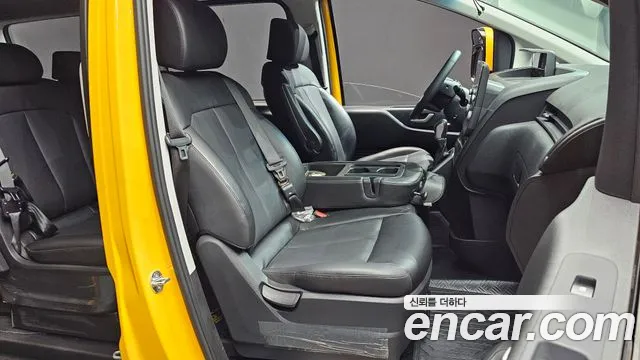 Hyundai Staria — Фото автомобиля 16