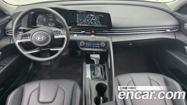 Hyundai Avante CN7 — Фото автомобиля 7