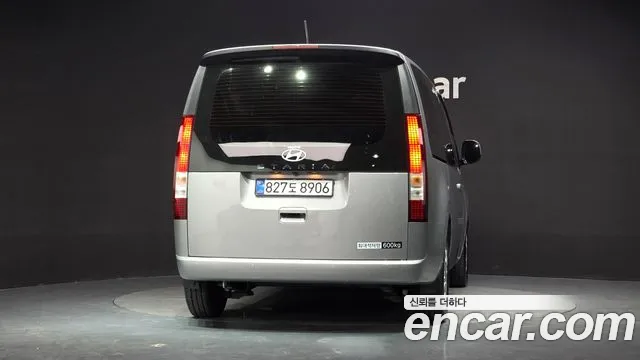 Hyundai Staria Staria — Фото автомобиля 4