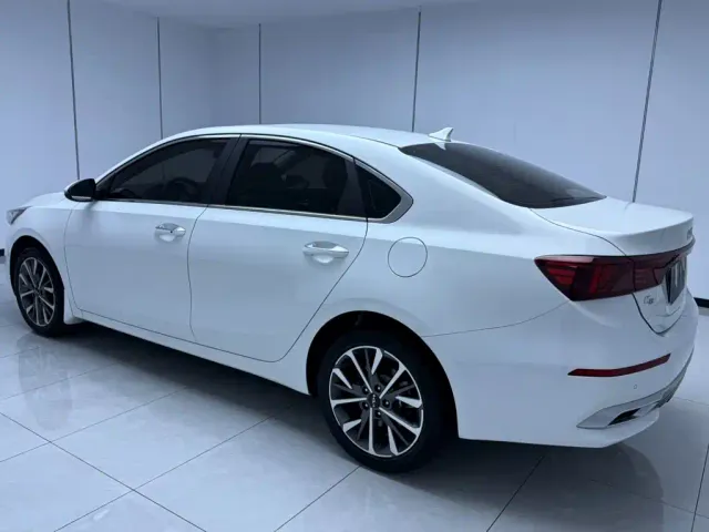 Kia K3 — Фото автомобиля 6