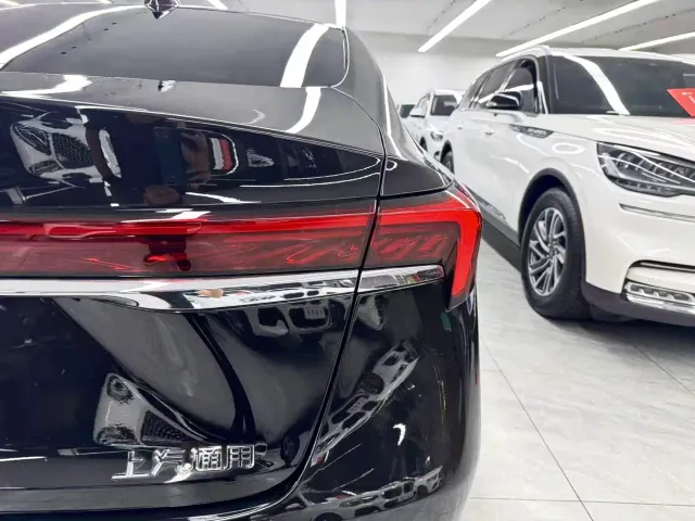 Buick LaCrosse — Фото автомобиля 18