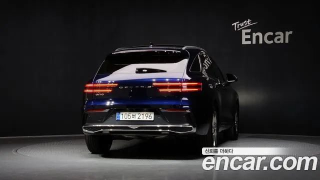 Genesis GV70 2.5T Бензин 2WD — Фото автомобиля 4