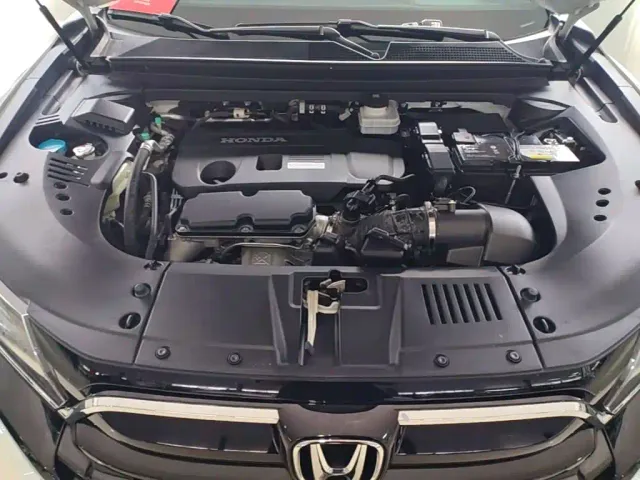 Honda UR-V — Фото автомобиля 19