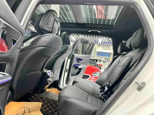 Mercedes-Benz Mercedes-Benz GLC 2024 Facelift GLC 260 L 4MATIC Luxury 5-seater — Фото автомобиля 8
