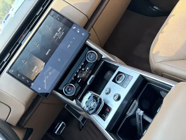 Land Rover Range Rover — Фото автомобиля 13