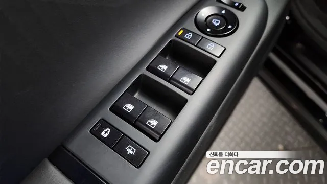 Hyundai Grandeur Grandeur (GN7) 3.5 Бензин 4WD — Фото автомобиля 22