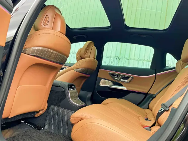 Mercedes-Benz E-Class — Фото автомобиля 13