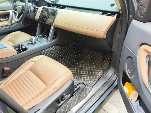 Land Rover Discovery Sport — Фото автомобиля 13