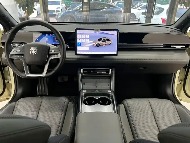 BYD Qin L — Фото автомобиля 5