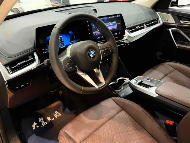 BMW X1 — Фото автомобиля 4
