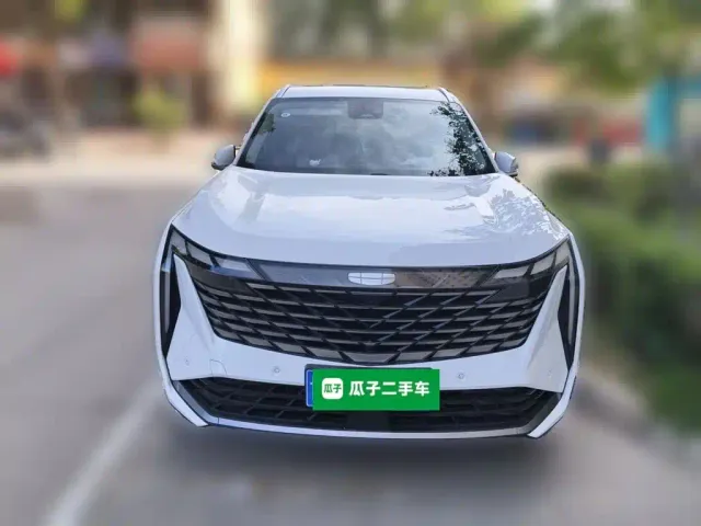Geely Boyue L — Фото автомобиля 2