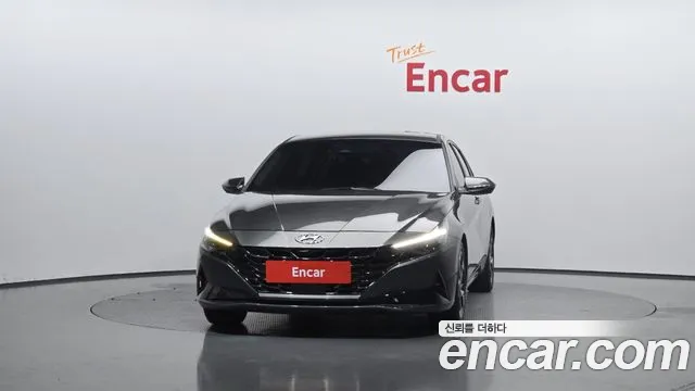 Hyundai AVANTE Avante (CN7) — Фото автомобиля 3