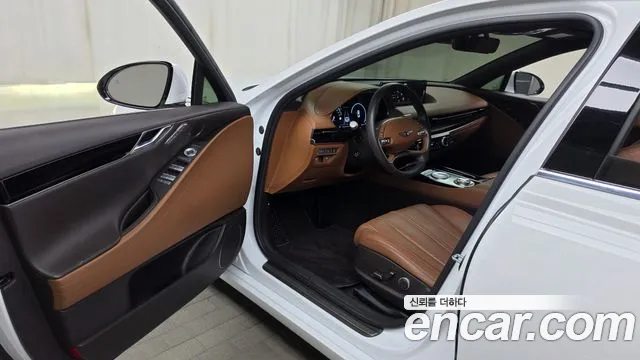 Genesis G80 RG3 — Фото автомобиля 15