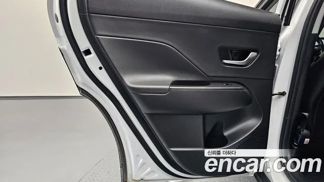 Hyundai Kona SX2 — Фото автомобиля 14