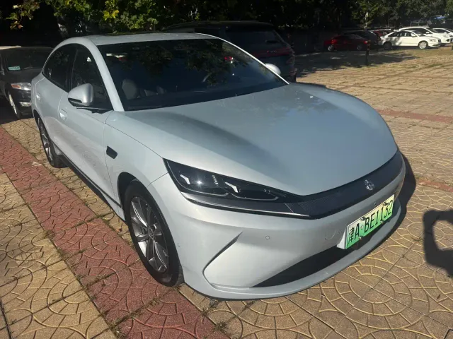 BYD Qin L — Фото автомобиля 3
