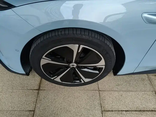 Nio ET5 Touring — Фото автомобиля 24