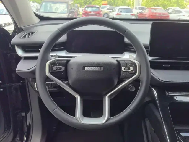 Haval H6 — Фото автомобиля 10