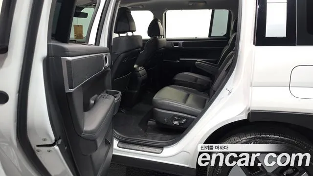 Hyundai Santa Fe — Фото автомобиля 16