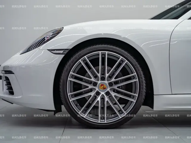 Porsche 718 — Фото автомобиля 9