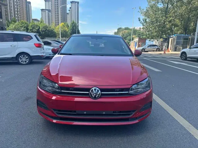 Volkswagen Polo 2021 Plus 1.5L Automatic Colorful Tech Edition — Фото автомобиля 2