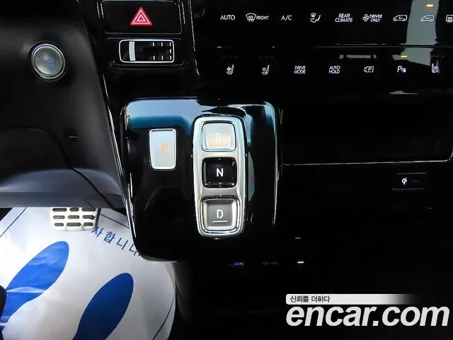 Hyundai Staria — Фото автомобиля 9