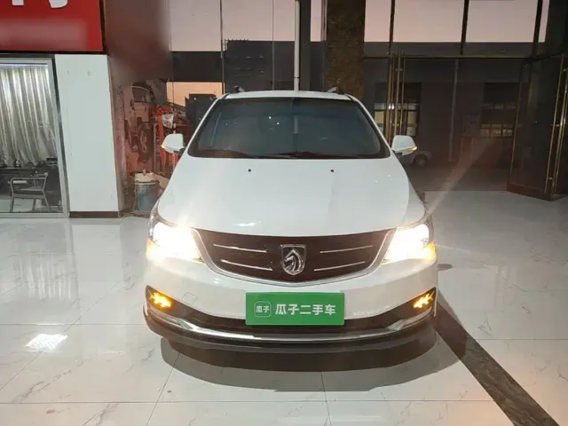Baojun 730 — Фото автомобиля 2