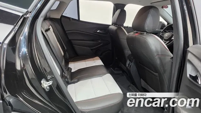 ChevroletGMDaewoo Trax Trax Кроссовер 1.2 Red Line — Фото автомобиля 12