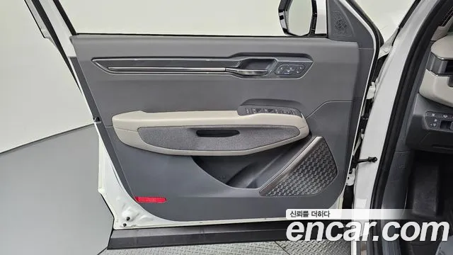Kia EV9 — Фото автомобиля 7