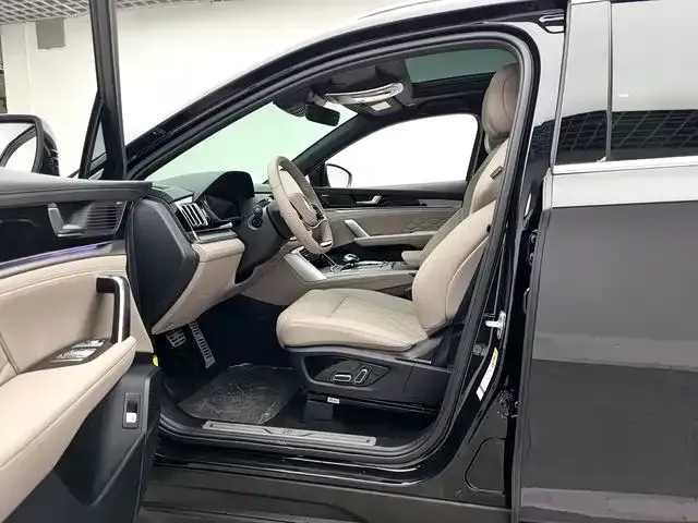 BYD Tang — Фото автомобиля 14