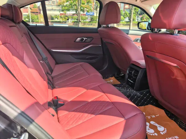 BMW 3 Series — Фото автомобиля 7