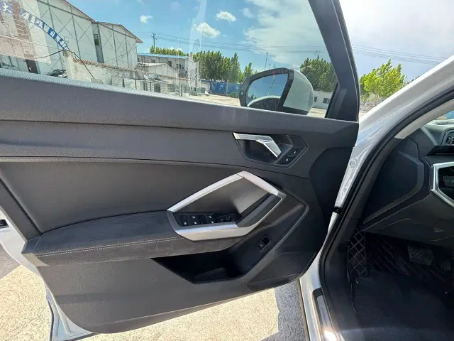 Audi Q3 — Фото автомобиля 9
