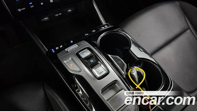 Hyundai Tucson Tucson (NX4) Бензин 1.6 турбо 2WD — Фото автомобиля 9
