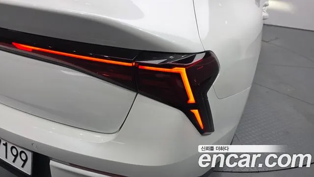 Kia K5 Новый K5 3 поколение 2.0 LPi(Для проката) — Фото автомобиля 23