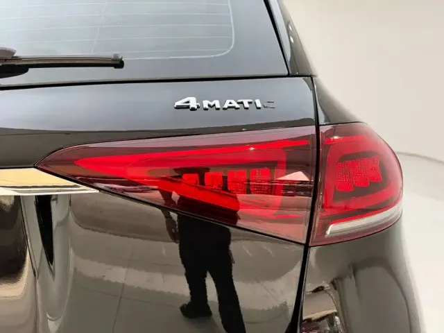 Mercedes-Benz GLE-Class — Фото автомобиля 10