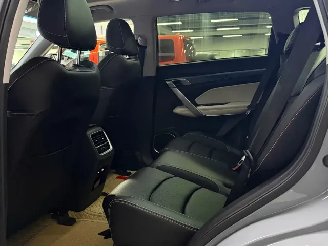 Geely Boyue — Фото автомобиля 15