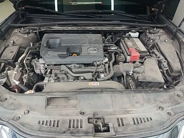 Lexus ES — Фото автомобиля 19
