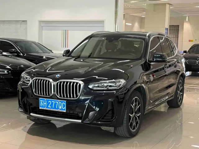 Фотография автомобиля — BMW X3