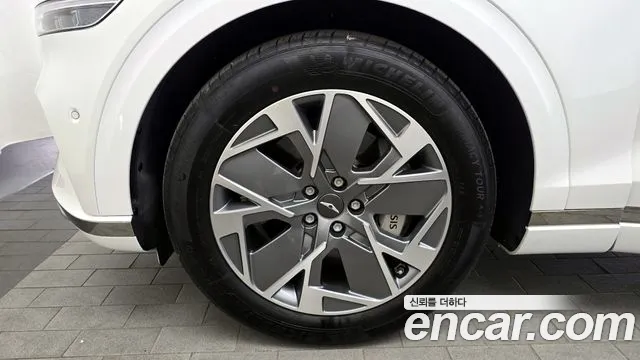 Genesis GV70 Electrified GV70 — Фото автомобиля 5