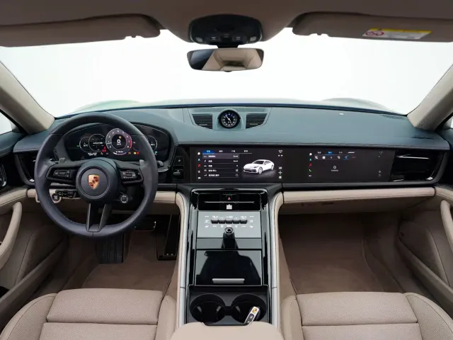 Porsche Panamera — Фото автомобиля 11