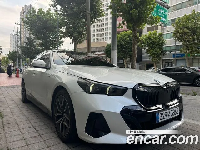 Фотография автомобиля — BMW 5 Series G60