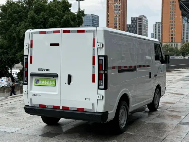 Shineray Xinyuan E3 — Фото автомобиля 9