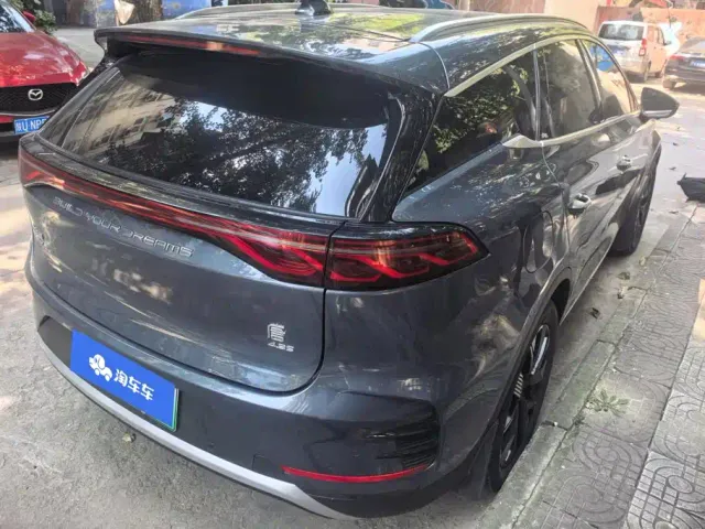 BYD Tang — Фото автомобиля 3