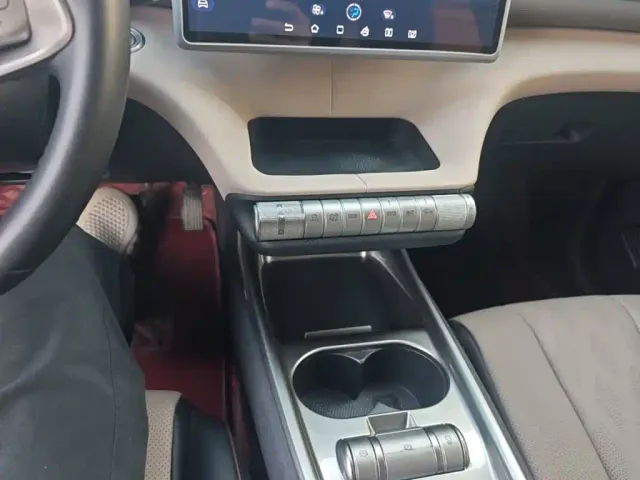 BYD Dolphin — Фото автомобиля 13