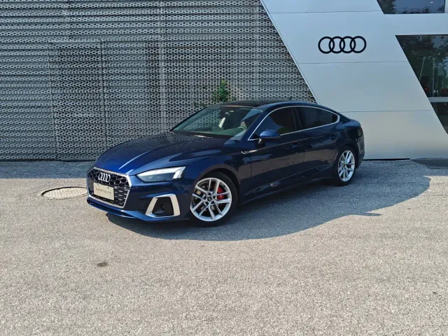 Фотография автомобиля — Audi A5