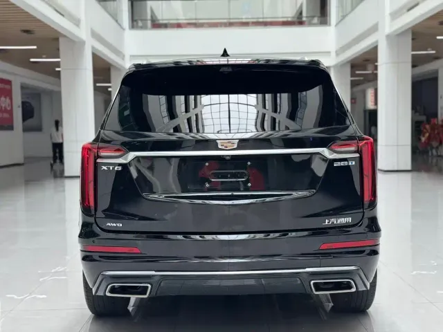 Cadillac XT6 — Фото автомобиля 6