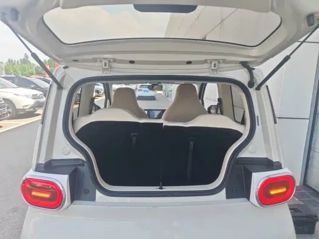 Wuling Hongguang Mini EV — Фото автомобиля 18