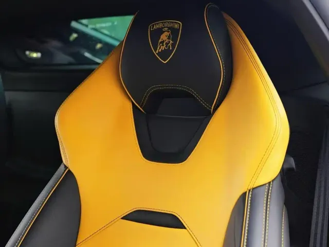 Lamborghini Huracan — Фото автомобиля 12