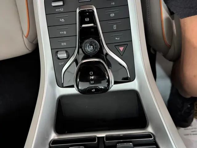 BYD Song Pro — Фото автомобиля 14